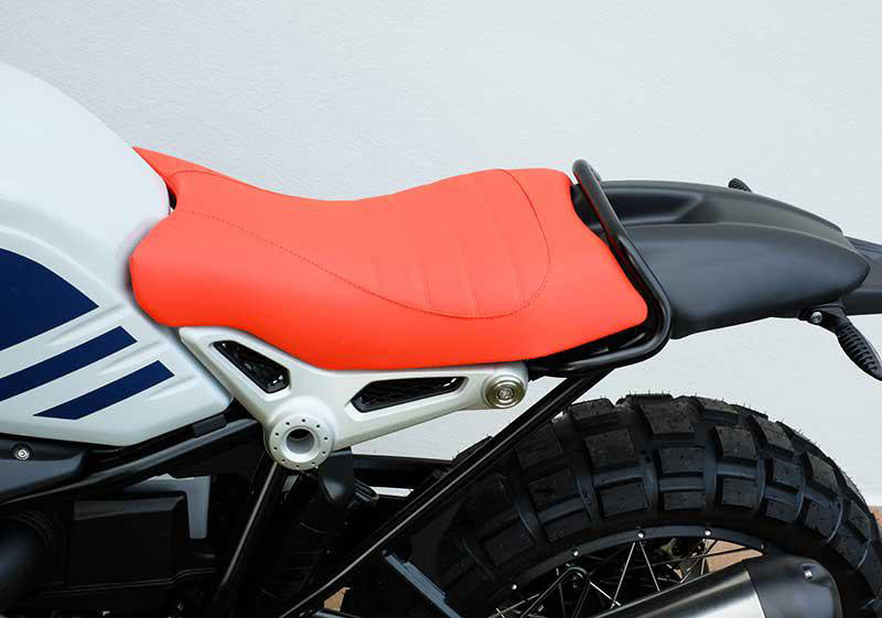 BMW R nineT 1200 Urban G/S (lav udstødning) [2017-2023] - enkeltsæde orange i himlen