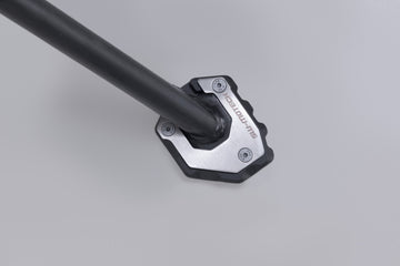 Suzuki DR-Z4SM [2025-2026] - Sidestander fodforlænger - billede 1