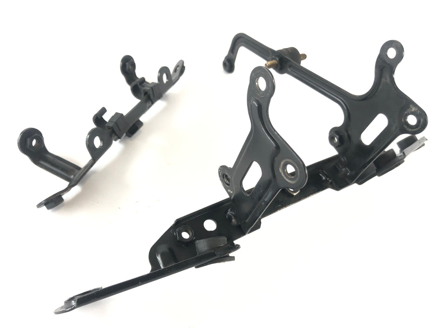 Aprilia Mille RSV 1000 ME [1999] - Holder for olie- og vandkøler