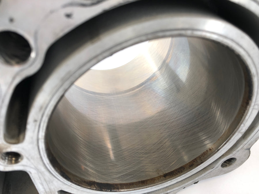 BMW F 650 CS Scarver [2001] - Cylinder med stempler