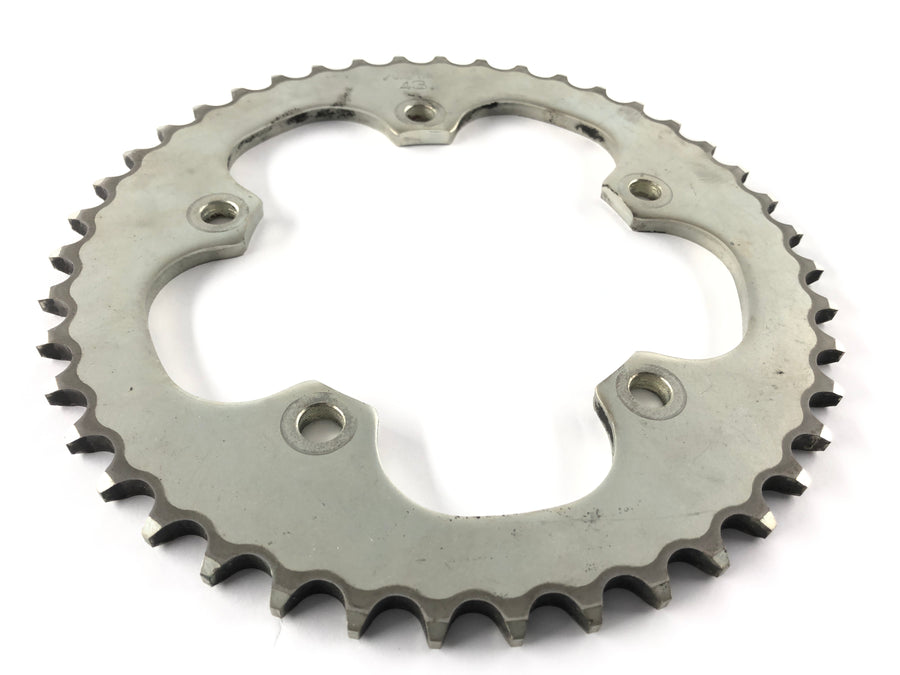 Triumph Thruxton 900 [2004] - Chain Wheel