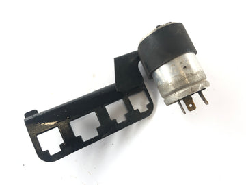 Honda CB 900 F SC01 [1981] - Aggregat Holder med Blinkrelais - 0