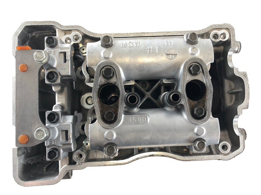 Honda VFR 800 RC46 [2005] - Cylinderhovedcylinder foran