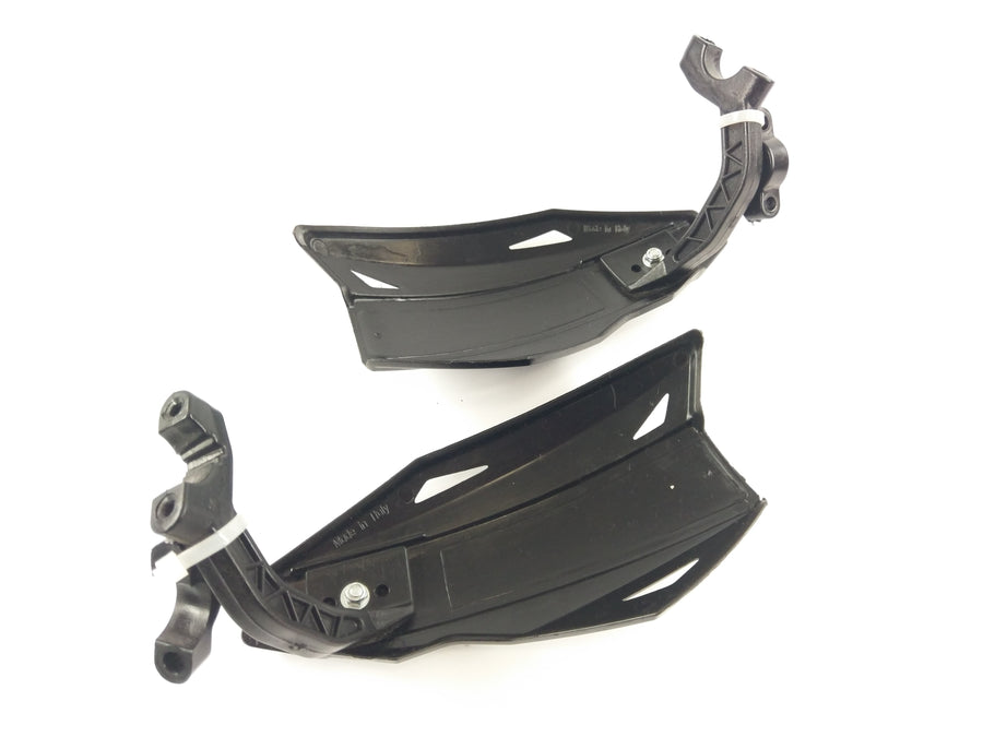 SWM SM 125 R [2021] - Hand Protectors Manual Protector til venstre og højre sæt