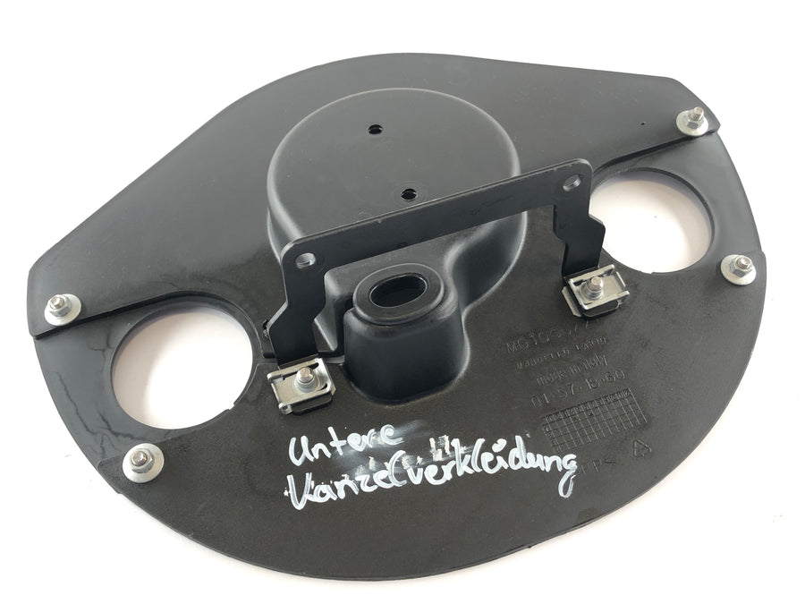 Moto Guzzi v11 [2001] - Pulstesteklædning under nedre prædikestolbeklædning under den nedre gaffel