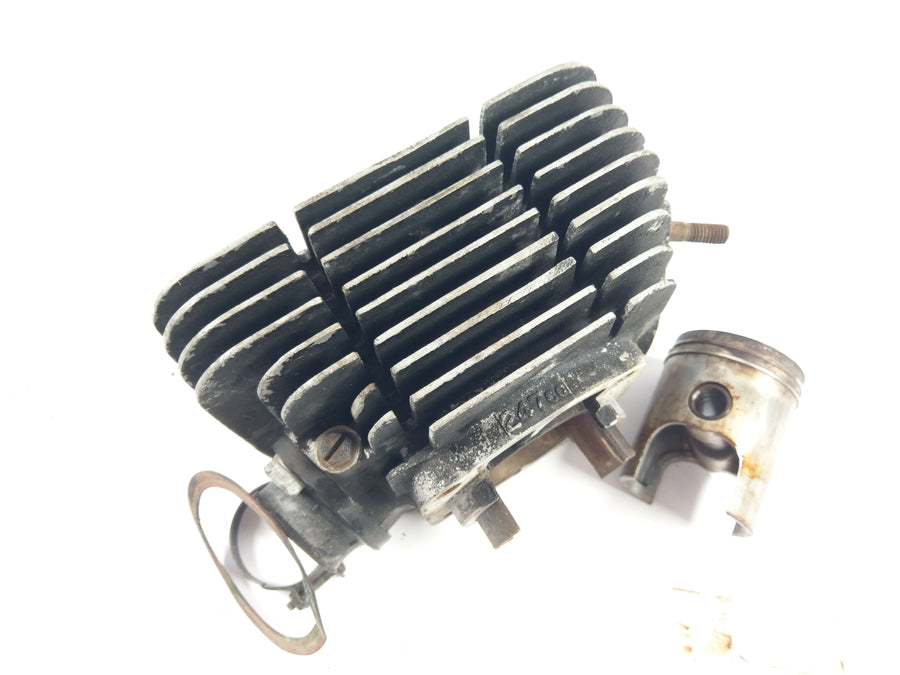 Yamaha Rd 250 350 - Type 351 352 - Cylinder med stempler