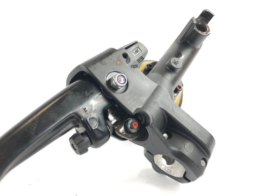 BMW K 1300 R [2010] - Bremsepumpe i den forreste bremsepumpe